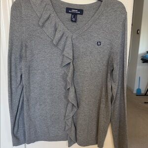 Chase Lands' End Gray Ruffled Long Sleeve Top